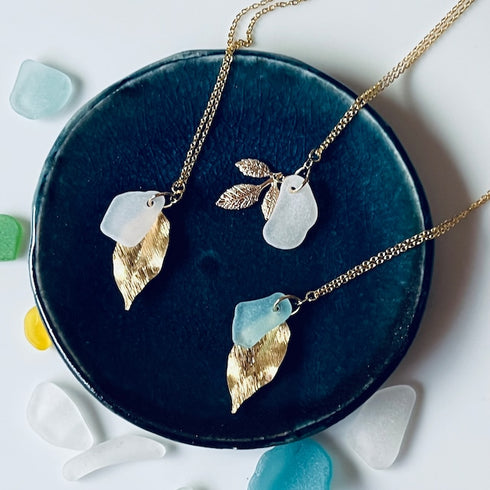 琵琶湖グラスネックレス リーフチャーム付き各種