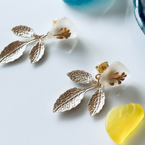 琵琶湖グラス リーフチャーム付きピアス3種