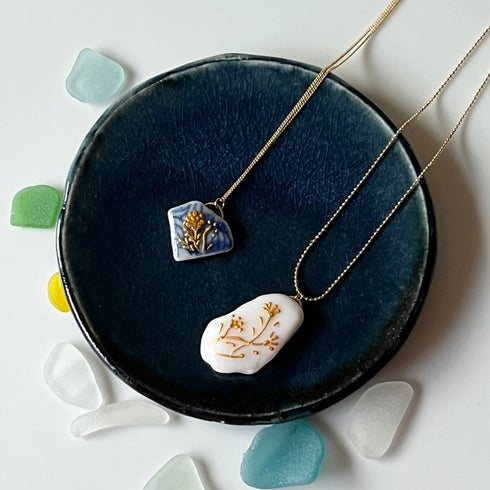 琵琶湖グラス 陶器ネックレス フラワーモチーフ