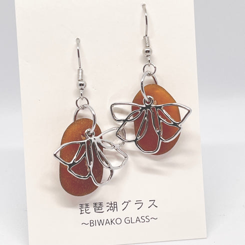 琵琶湖グラス 花びらチャームピアス